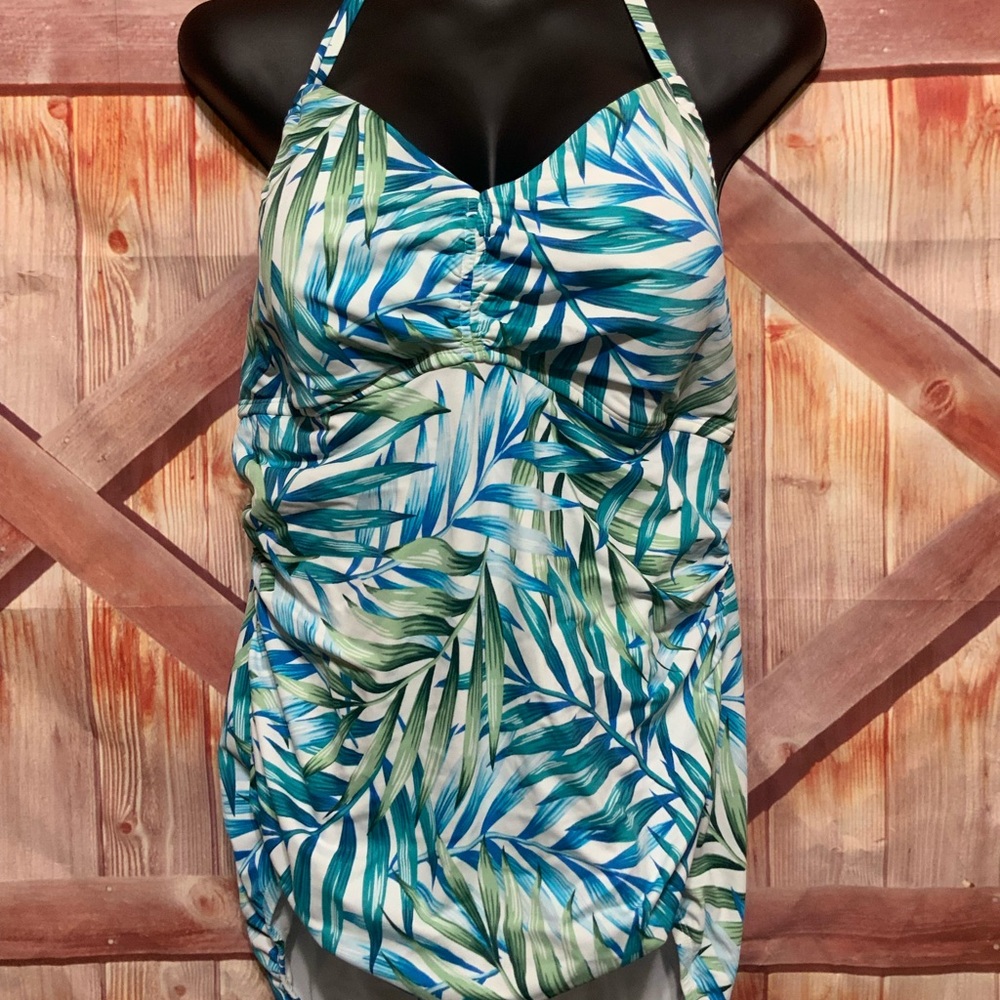 Tropical leaf, one piece, bathing suit, new with tags,